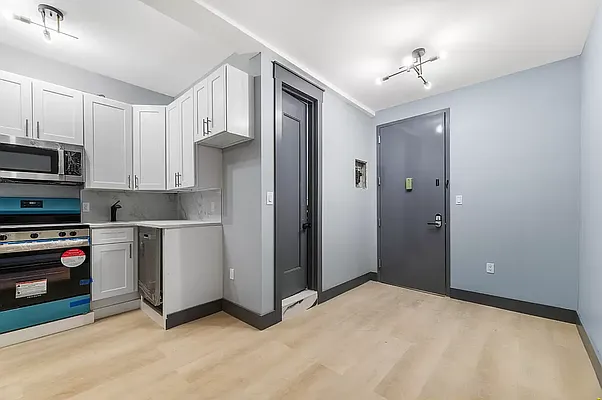 Rented by Living New York | media 103