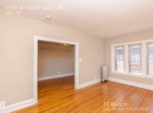 1335 W Touhy Ave APT 2S, Chicago, IL 60626