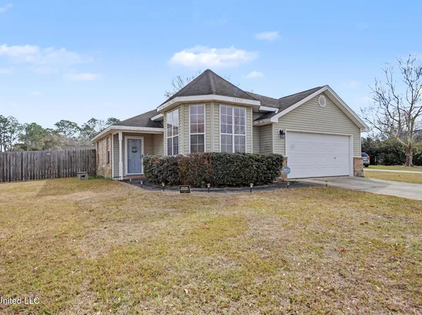 13218 Hickory Ct, Gulfport, MS 39503