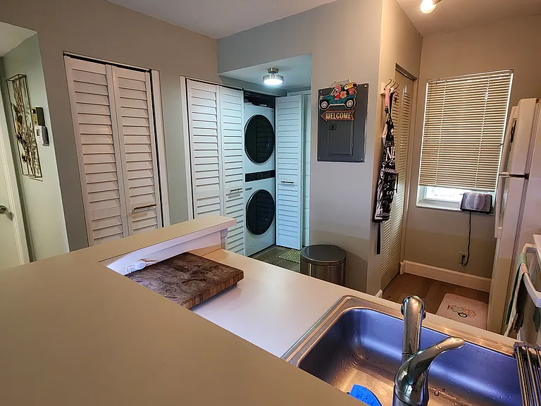 2228 N Cypress Bend Dr #307 — Photo 3