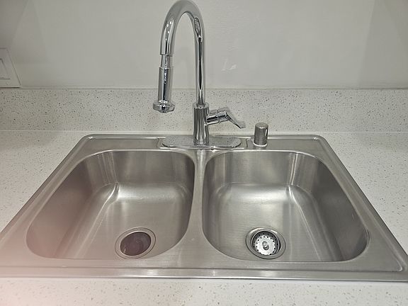 2nd image of 3515 Keystone Ave APT 107