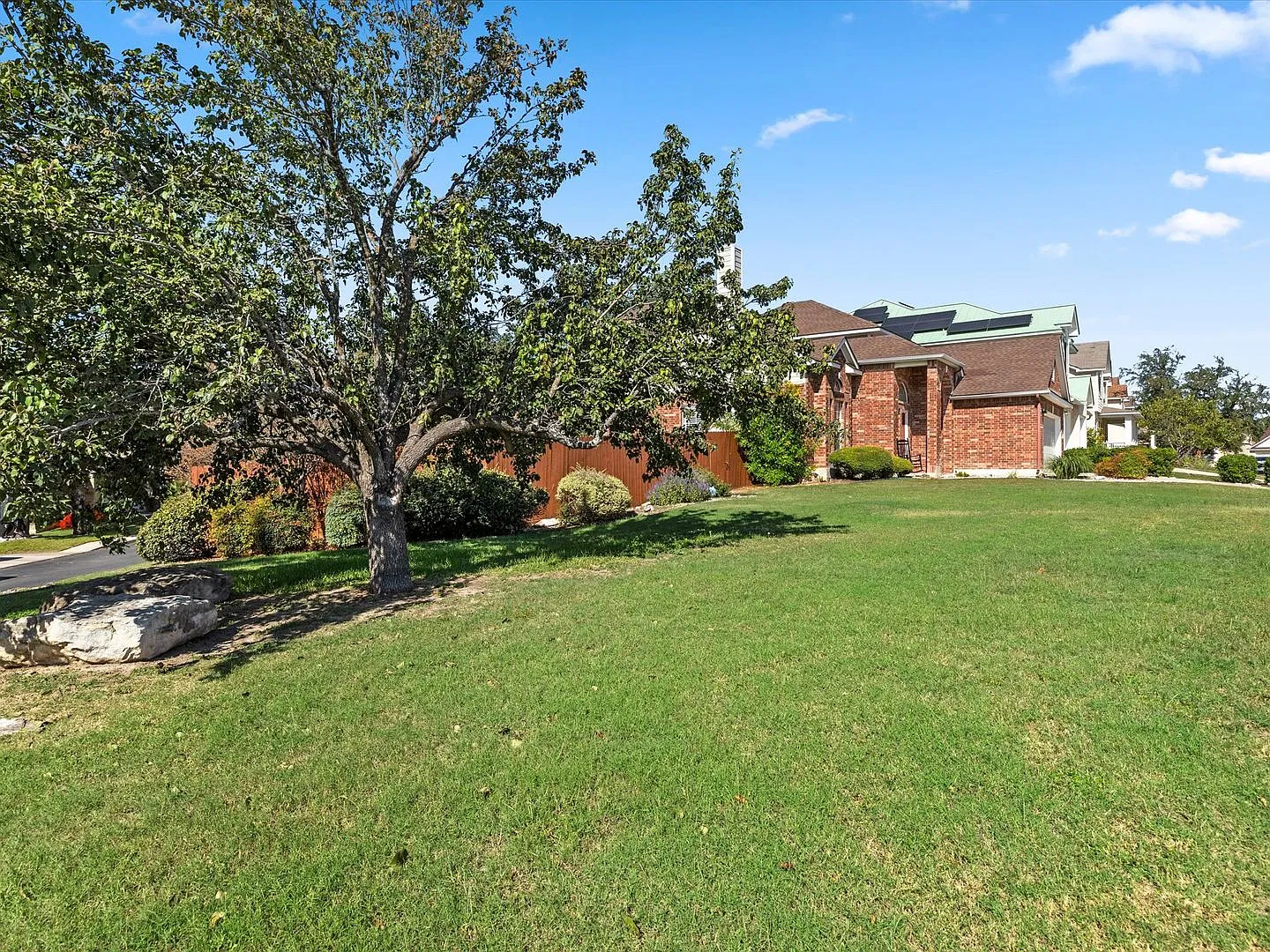 Oakview Heights — Photo 2