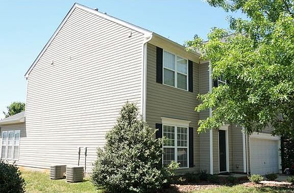 3rd image of 2206 Taras Trace Dr