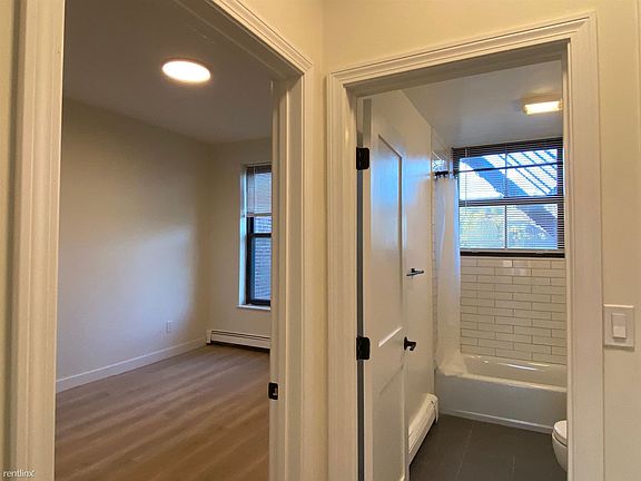 landlord_unit_photo_23