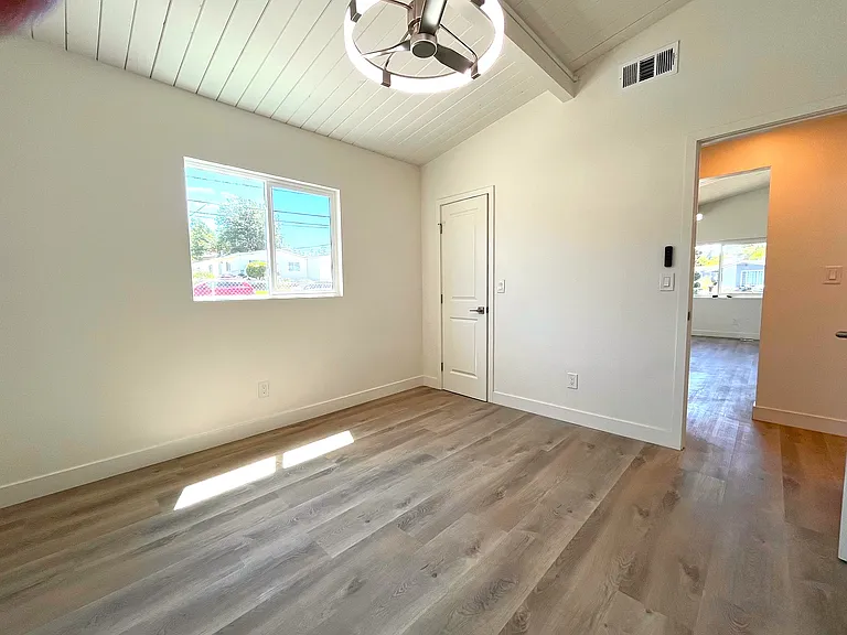 803 N Citrus Ave #803 — Photo 11