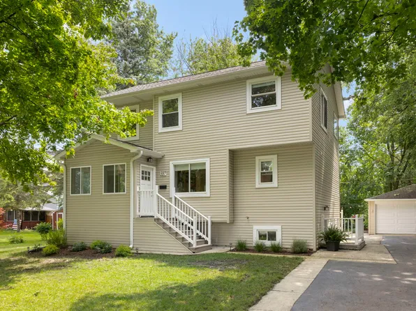 337 W Kenilworth Ave, Villa Park, IL 60181