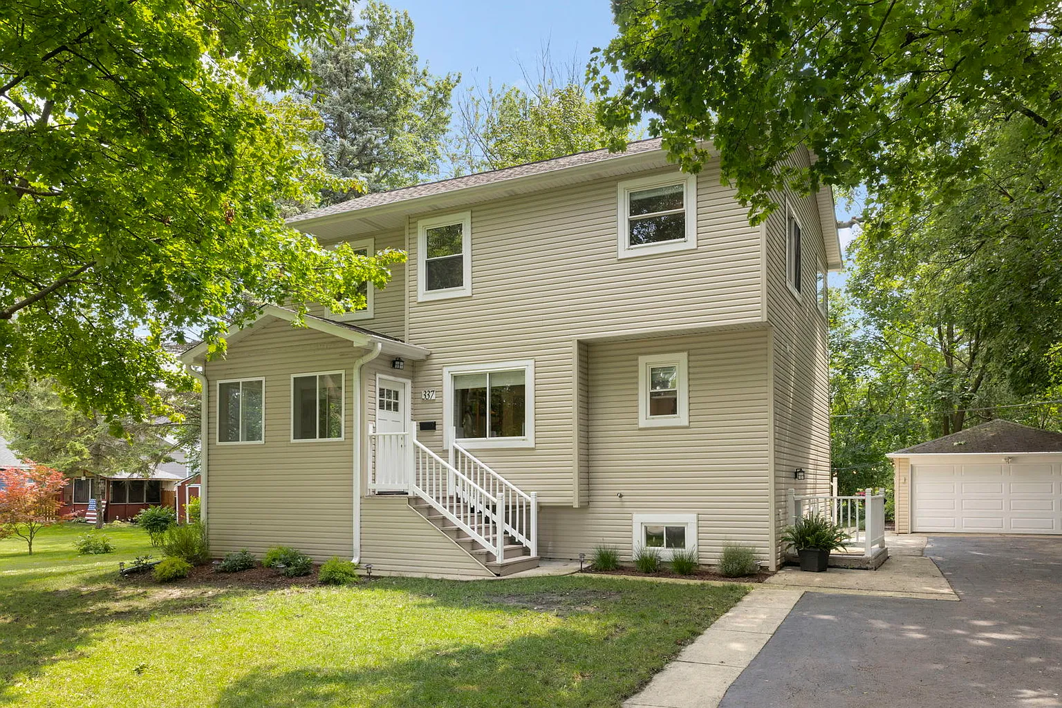 337 W Kenilworth Ave photo 1