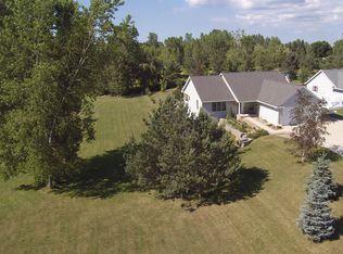 5027 Nooyen Heights Dr, New Franken, WI 54229