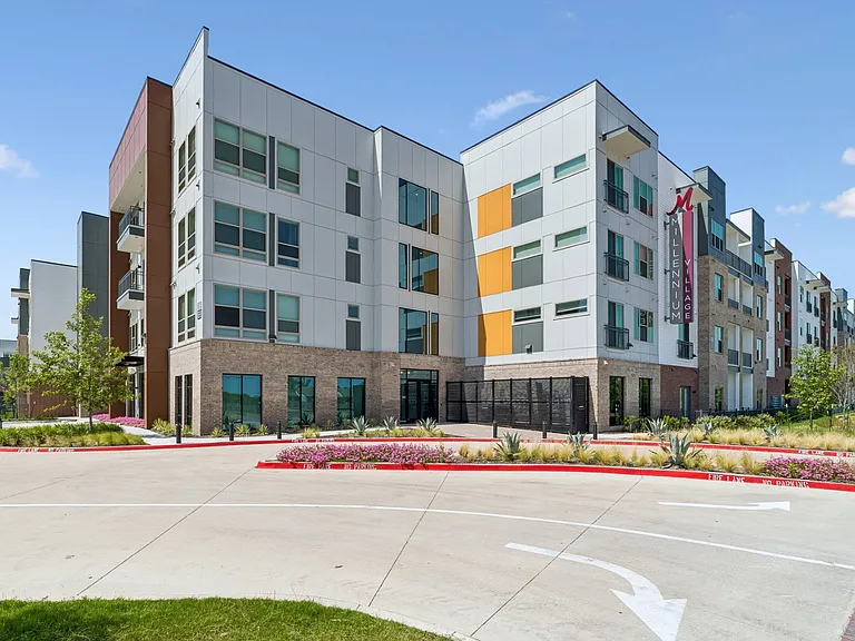 Millennium Village — Photo 16