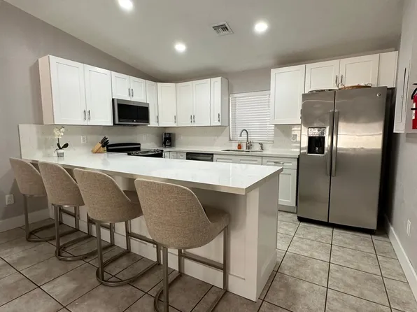1840 Jefferson St #B, Hollywood, FL 33020