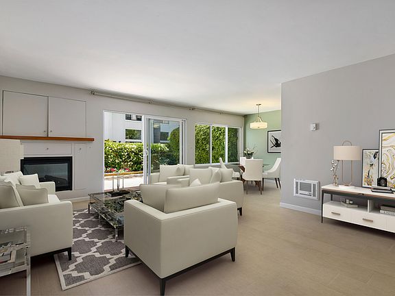 3rd image of 647 Por La Mar Cir Unit E