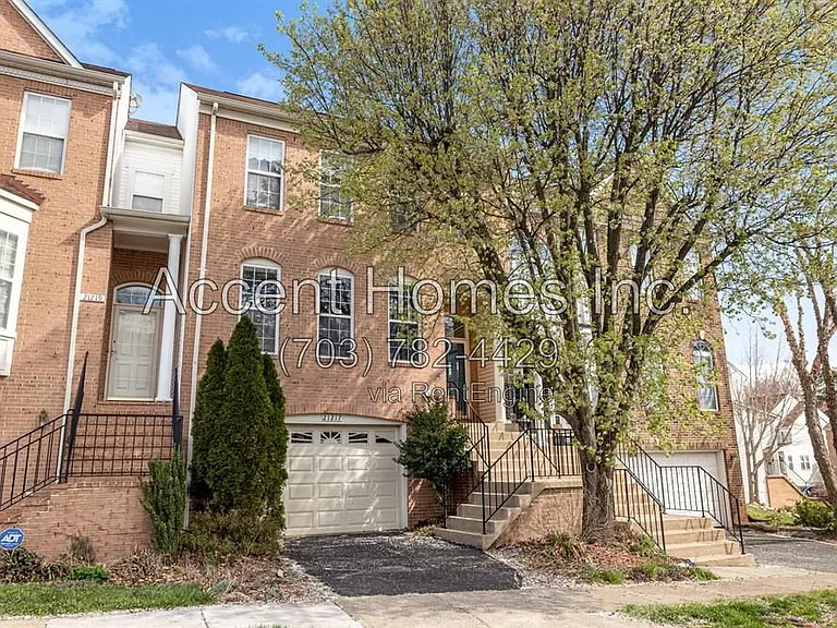 21217 Millwood Sq — Photo 1