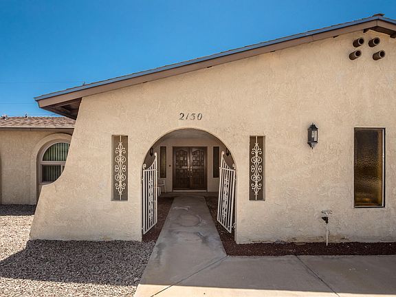 3rd image of 2150 Cosnina Dr