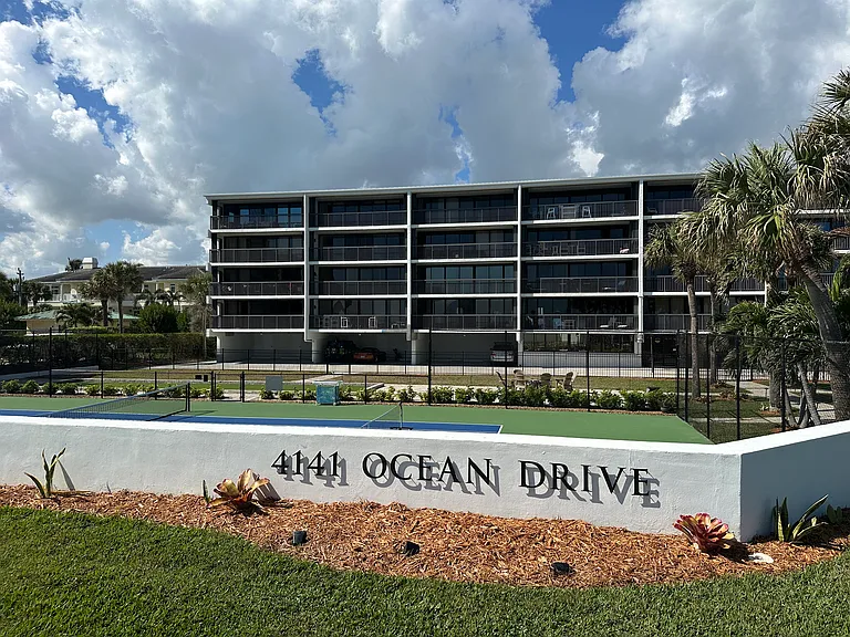 4141 Ocean Dr #403 — Photo 23