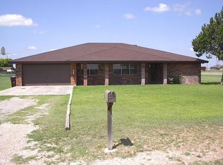 7611 N Rolling Meadows St, Hobbs, NM 88242