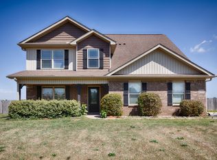 200 Reeney Dr, New Market, AL 35761