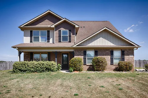 200 Reeney Dr Photo 1