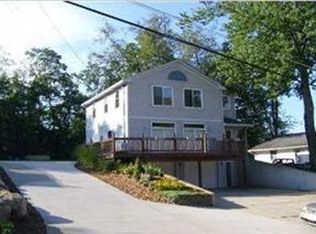 4576 Park St, Caledonia, MI 49316