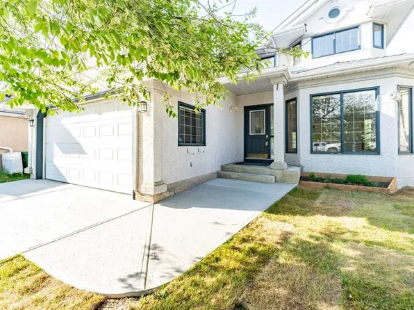 117 Evergreen Pl SW, Calgary, AB T2Y 3K7