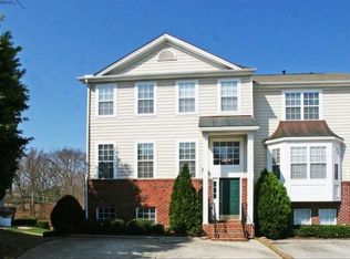 6721 Middleboro Dr, Raleigh, NC 27612