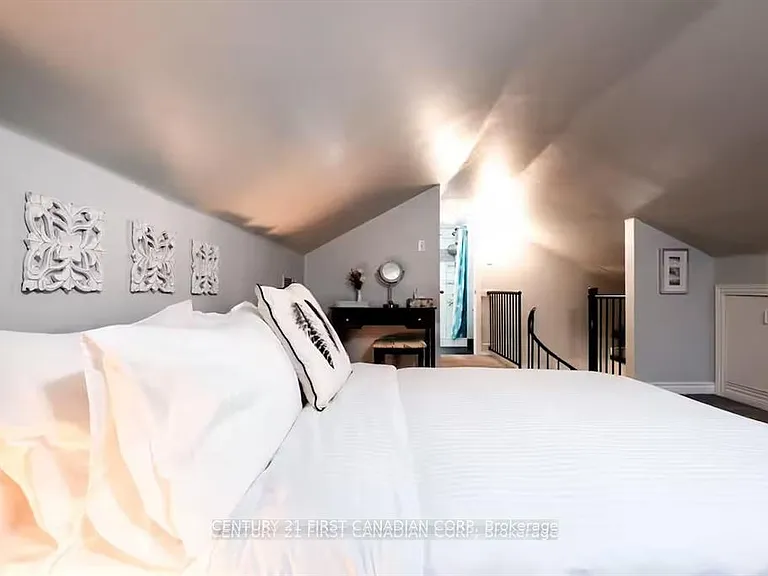 705 Conservation Dr #B — Photo 15