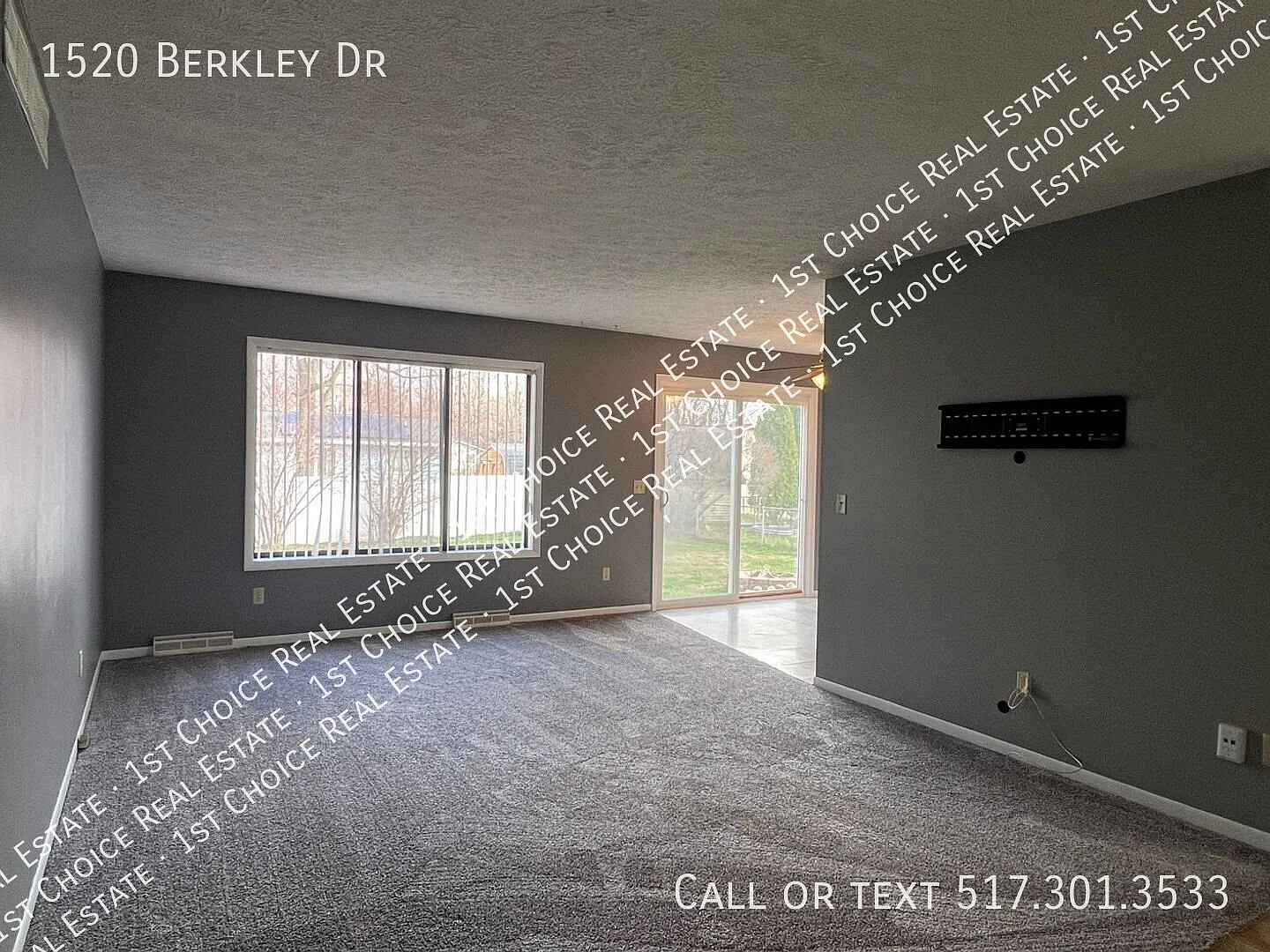 Great 3-Bdr 1.5-Bth Ranch In Holt - Fenced Yard / Garage / Central Air — Photo 3
