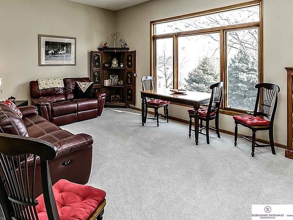 4th image of 4123 N 139th St