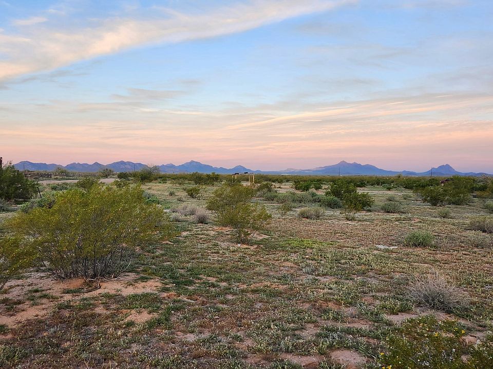 1st image of 7716 N Shadows Desert Ln