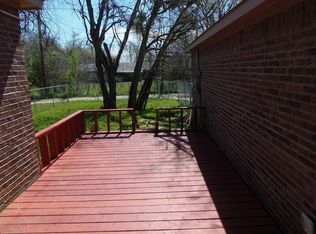 750 Willowood Ln, Lancaster, TX 75134