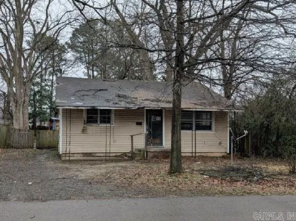 (undisclosed Address), Augusta, AR 72006