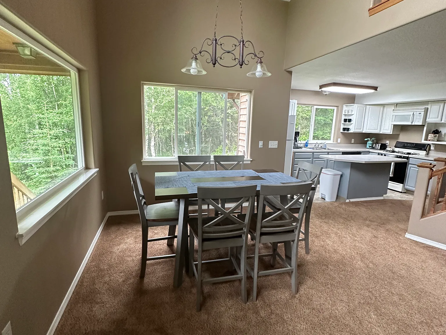 4301 N Autumn Ln — Photo 2