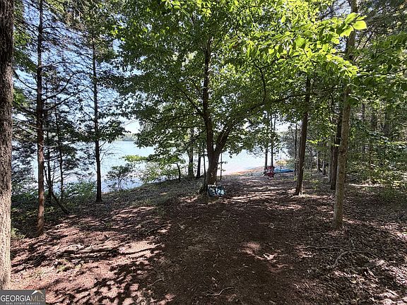 3rd image of 1035 Old Stones Point