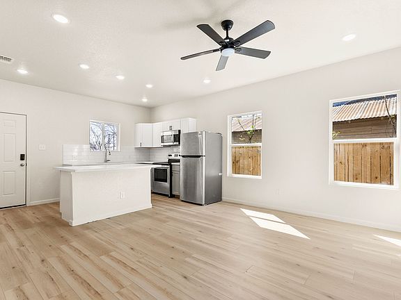 5th image of 711 N Mittman #101