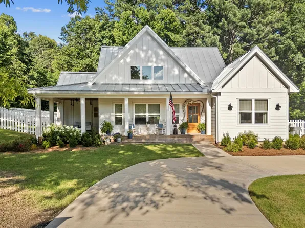 207 Goodwin St, Columbiana, AL 35051