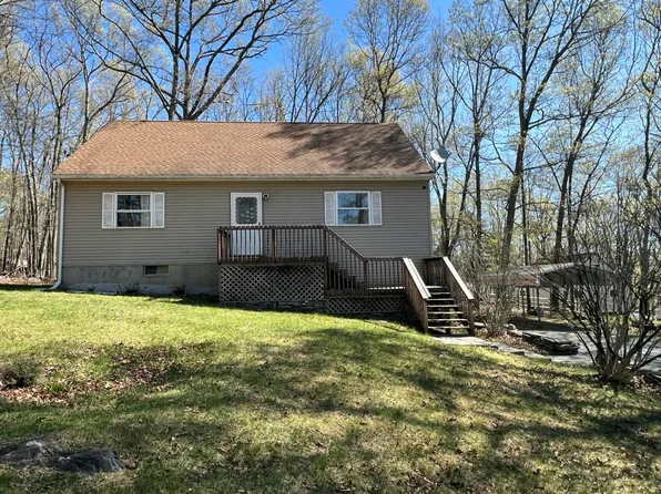 1227 Alder Rd, East Stroudsburg, PA 18302
