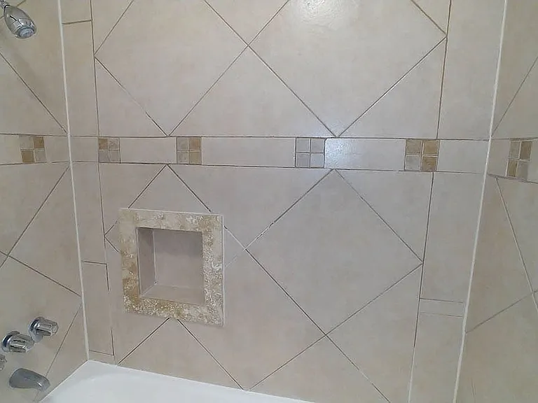 Five Star Suites — Photo 191