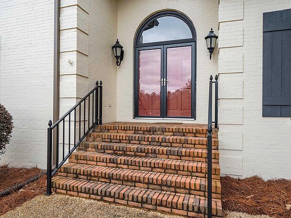4th image of 336 W Stone Brook Pl