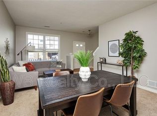 180 80th St UNIT 103, West Des Moines, IA 50266