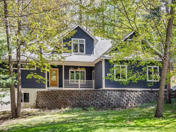 4422 Audubon Dr, Traverse City, MI 49686