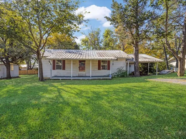 1068 Hillcrest Cir, Gordonville, TX 76245