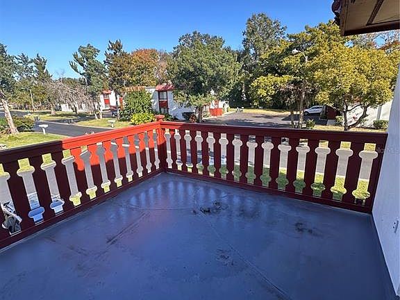 3rd image of 2016 OAK MEADOW CIRCLE