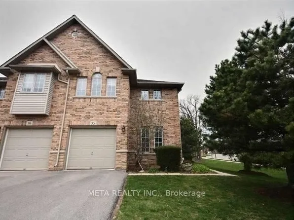 1276 Silvan Forest Dr #35, Burlington, ON L7M 4V8