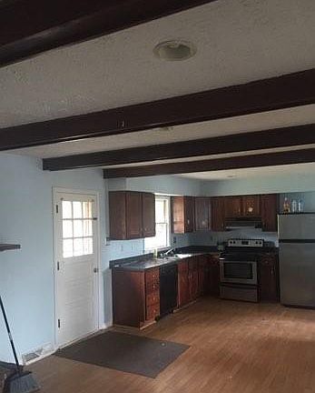 5th image of 806 Westwood Dr