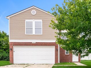 708 Adagio Dr, Greenwood, IN 46143