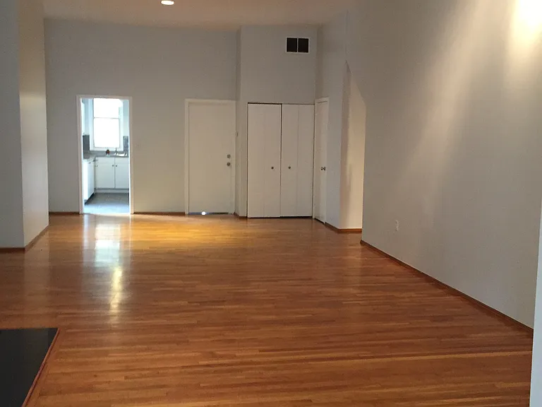 1424 Q St NW #1 — Photo 4
