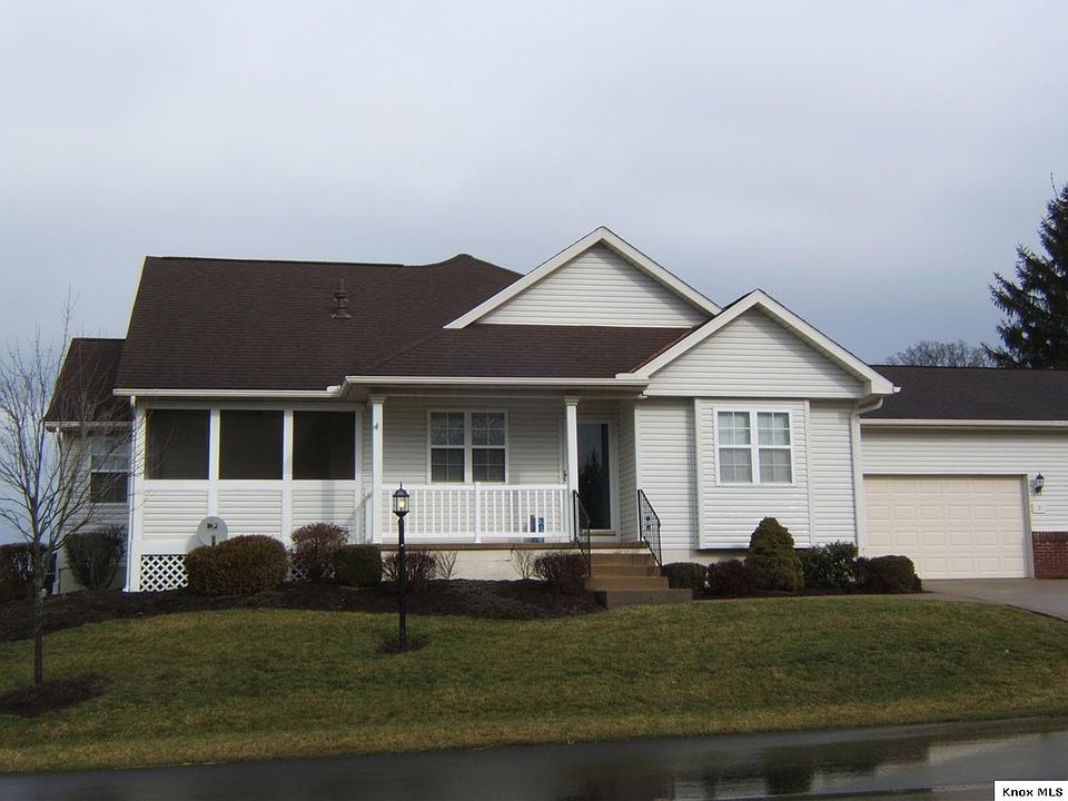 1st image of 7 Fairway Dr