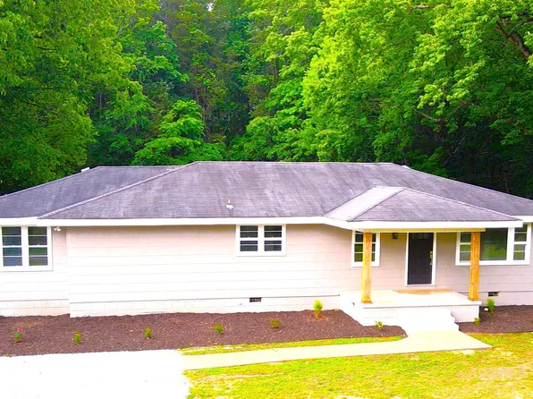 462 N Greenway Dr S, Trinity, AL 35673