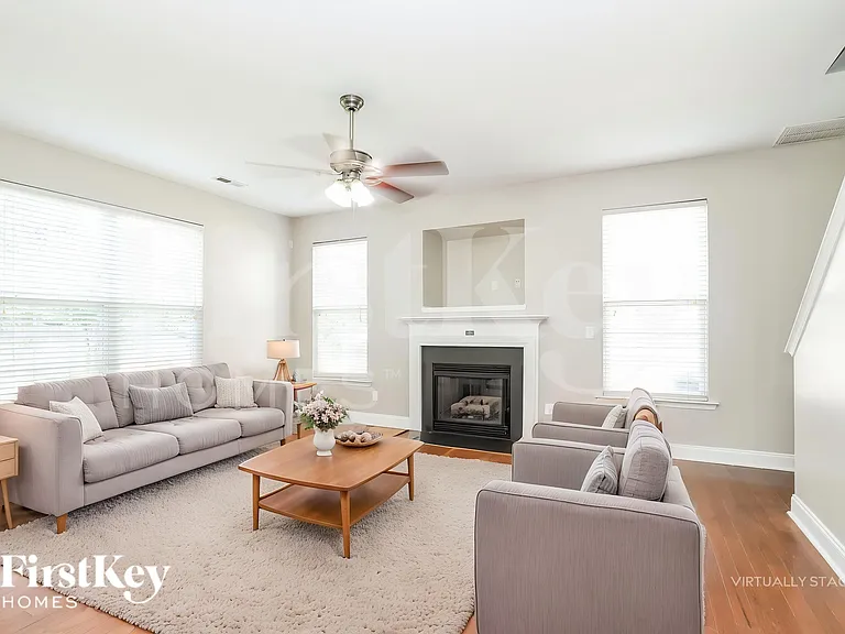 3741 Georgia Pond Ln — Photo 5