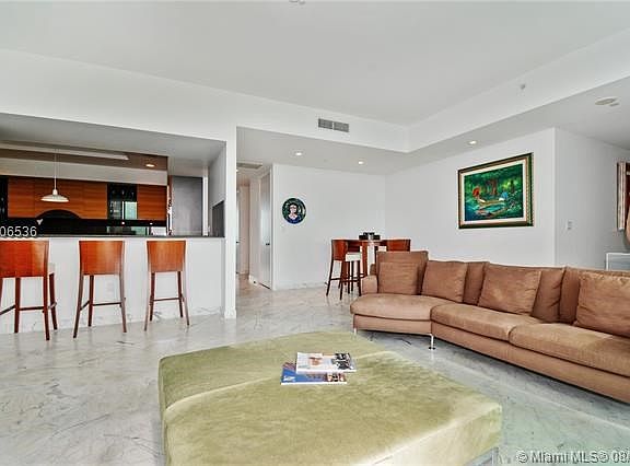 3rd image of 19955 NE 38th Ct APT 2902
