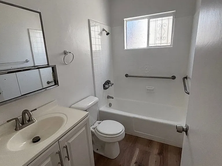2264 Magnolia Ave — Photo 14